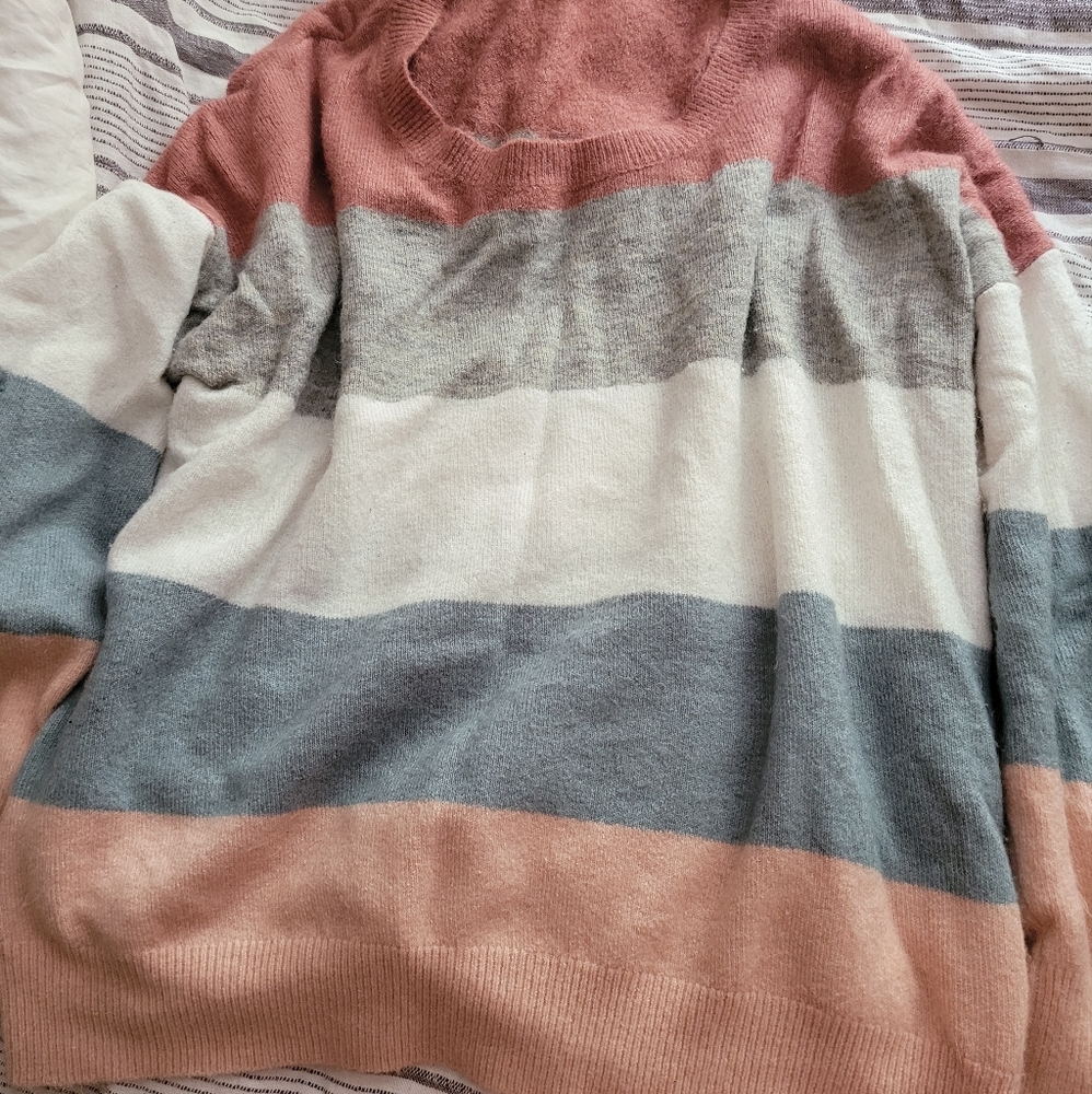 Crewneck sweater